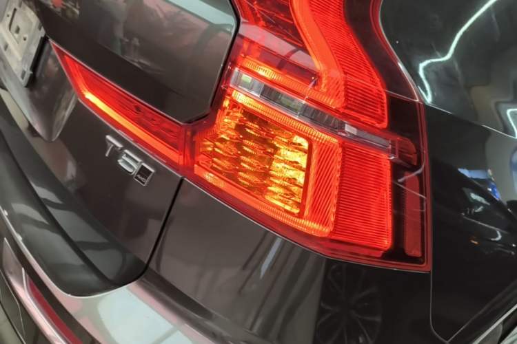 Used Volvo XC60 2021 T5 4x4 Smart Luxury Edition Right Rear Taillight