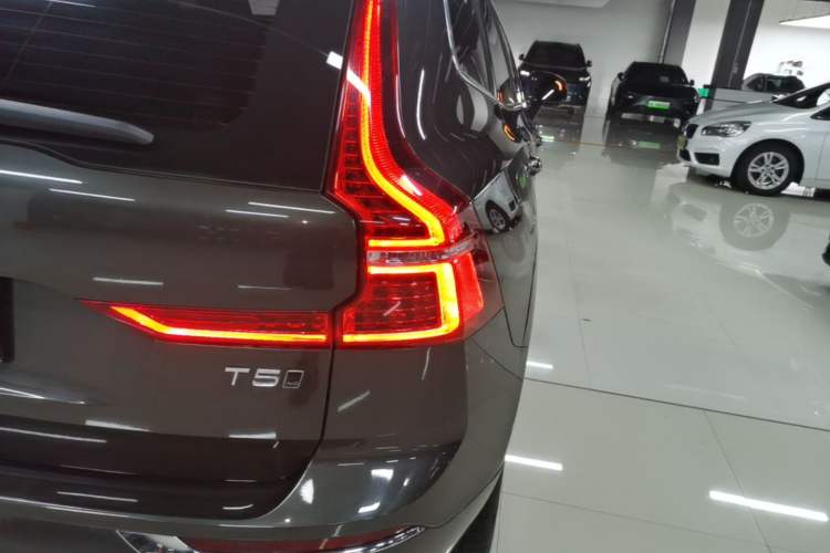 Used Volvo XC60 2021 T5 4x4 Smart Luxury Edition Right Rear Taillight