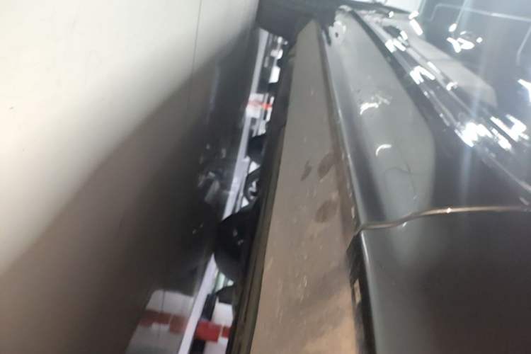 Used Volvo XC60 2021 T5 4x4 Smart Luxury Edition Right Side Sill