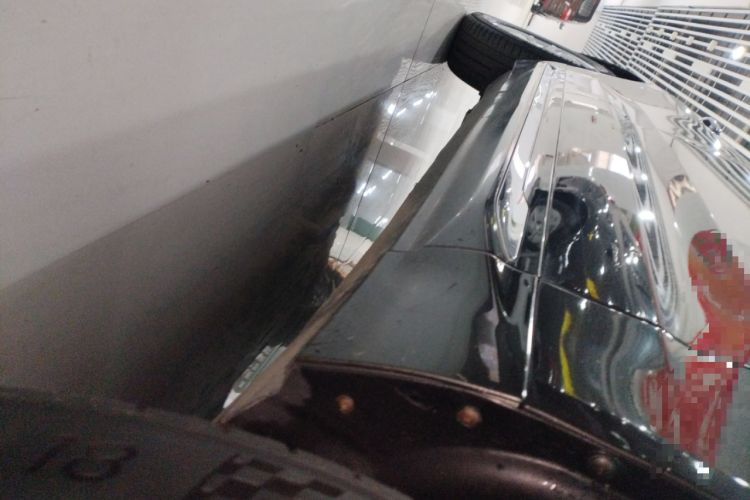 Used Volvo XC60 2021 T5 4x4 Smart Luxury Edition Right Side Sill