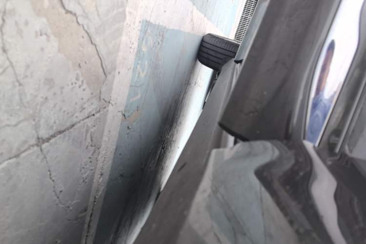 Used Volvo XC60 2021 T5 4x4 Smart Luxury Edition Right Side Sill