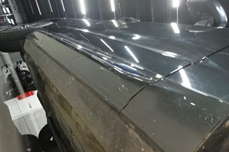 Used Volvo XC60 2021 T5 4x4 Smart Luxury Edition Right Side Sill