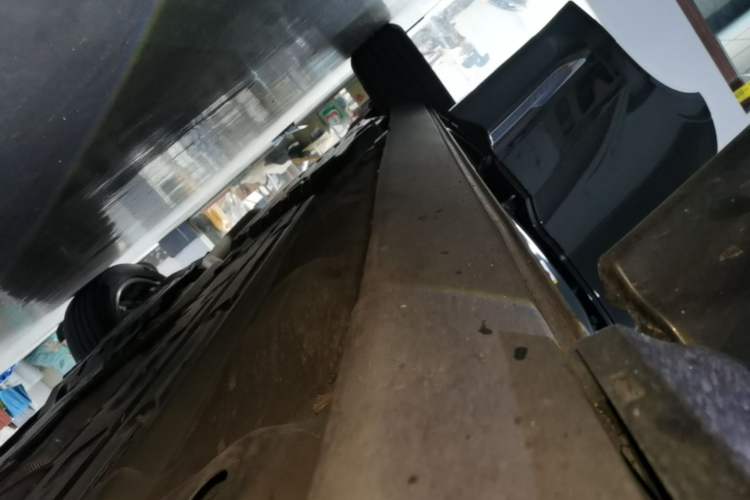 Used Volvo XC60 2021 T5 4x4 Smart Luxury Edition Right Side Sill