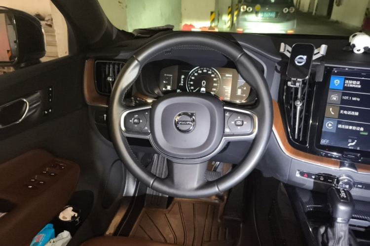 Used Volvo XC60 2021 T5 4x4 Zhiyi Sport Edition Steering Wheel