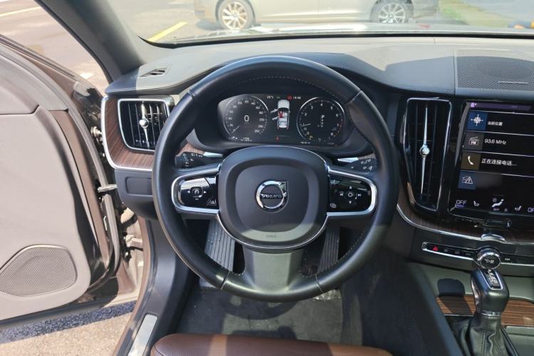 Used Volvo XC60 2021 T5 4x4 Zhiya Luxury Edition Steering Wheel