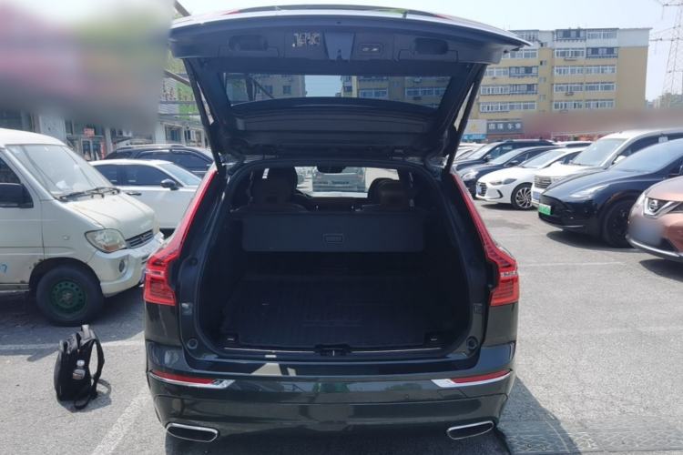 Used Volvo XC60 2021 T5 4x4 Smart Luxury Edition Trunk