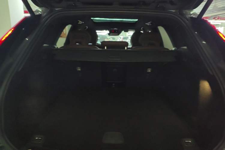 Used Volvo XC60 2021 T5 4x4 Smart Luxury Edition Trunk