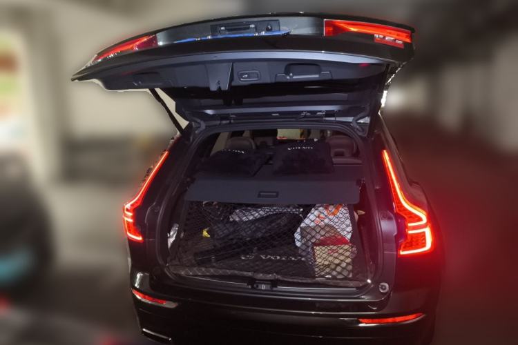Used Volvo XC60 2021 T5 4x4 Zhiyi Sport Edition Trunk