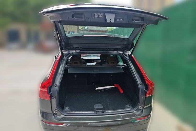 Used Volvo XC60 2021 T5 4x4 Zhiya Luxury Edition Trunk