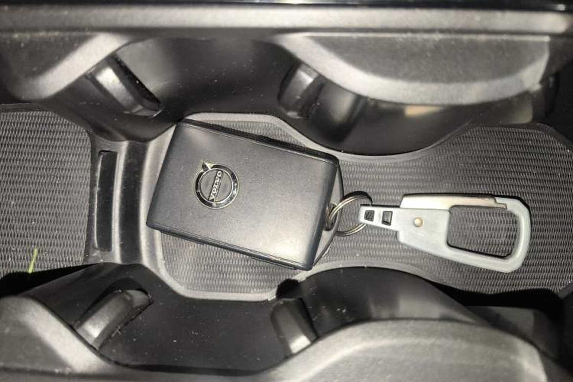 Used Volvo XC60 2021 T5 4x4 Smart Luxury Edition Vehicle Key