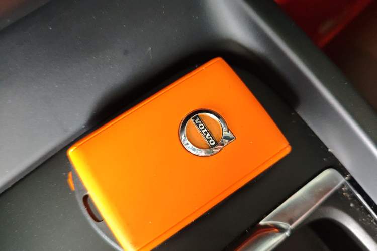Used Volvo XC60 2021 T5 4x4 Smart Luxury Edition Vehicle Key