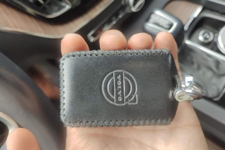 Used Volvo XC60 2021 T5 4x4 Smart Luxury Edition Vehicle Key