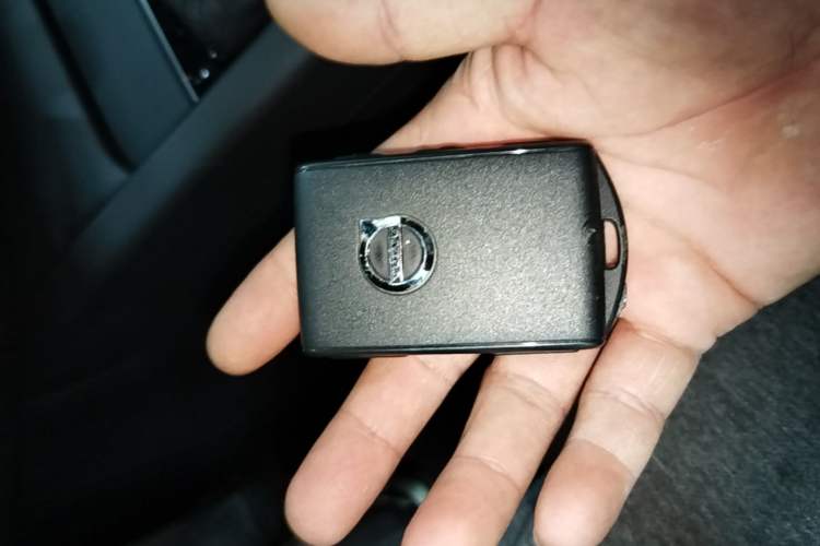 Used Volvo XC60 2021 T5 4x4 Smart Luxury Edition Vehicle Key