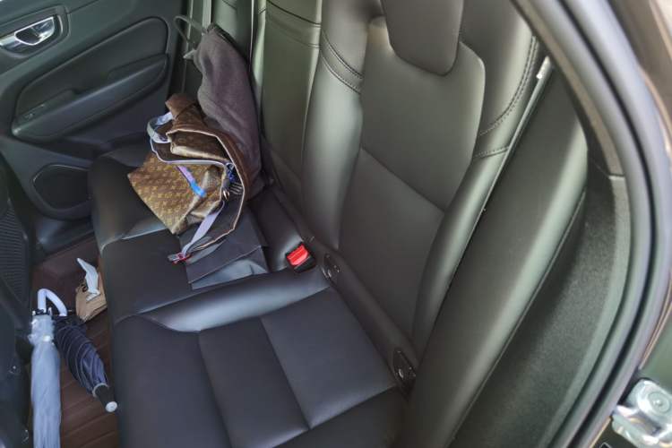 Used Volvo XC60 2021 T5 4x4 Smart Luxury Edition Left Rear Seat
