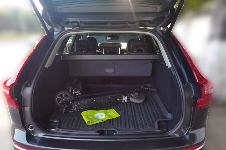 Used Volvo XC60 2021 T5 4x4 Smart Luxury Edition Trunk