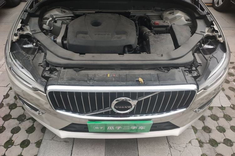 Used Volvo XC60 2021 T5 4x4 Smart Luxury Edition Engine Bay