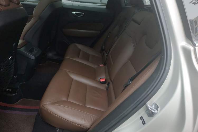 Used Volvo XC60 2021 T5 4x4 Smart Luxury Edition Left Rear Seat