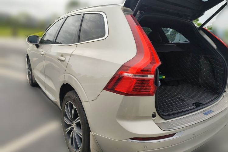 Used Volvo XC60 2021 T5 4x4 Smart Luxury Edition Rear Left 45 Deg