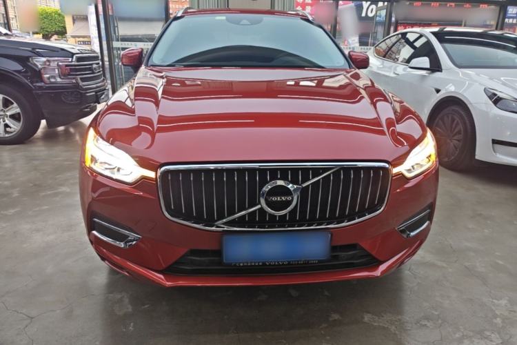 Used Volvo XC60 2021 T5 4x4 Smart Luxury Edition Front