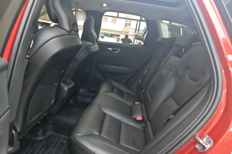 Used Volvo XC60 2021 T5 4x4 Smart Luxury Edition Left Rear Seat
