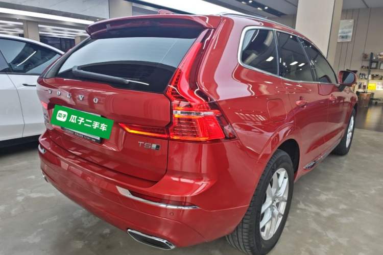 Used Volvo XC60 2021 T5 4x4 Smart Luxury Edition Rear Right 45 Deg