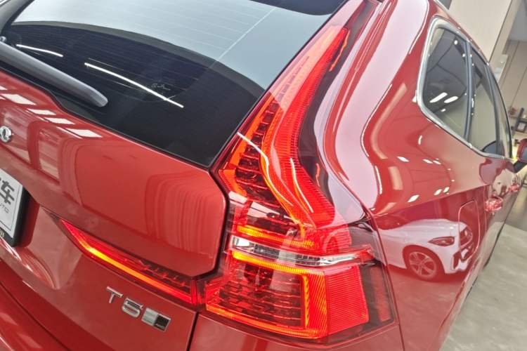 Used Volvo XC60 2021 T5 4x4 Smart Luxury Edition Right Rear Taillight