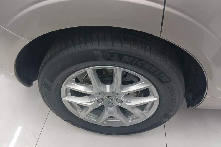 Used Volvo XC60 2021 T5 4x4 Smart Luxury Edition Exterior 5