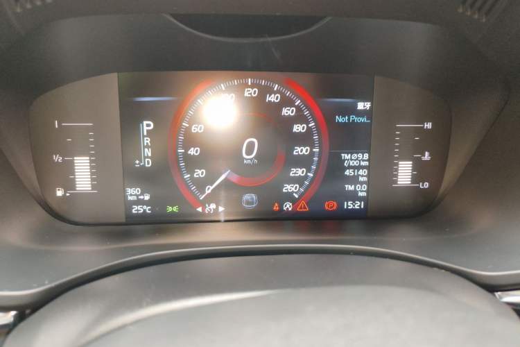 Used Volvo XC60 2021 T5 4x4 Smart Luxury Edition Instrument Cluster