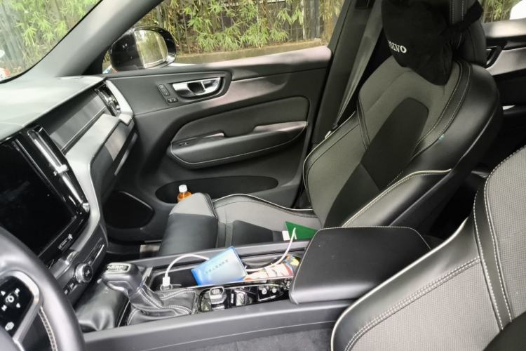 Used Volvo XC60 2021 T5 4x4 Smart & Advanced Sport Edition Left Front Seat