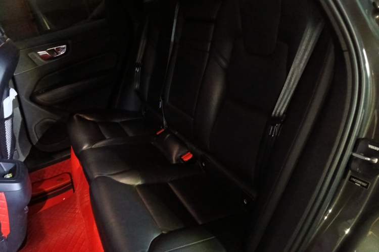 Used Volvo XC60 2021 T5 4x4 Smart Luxury Edition Left Rear Seat