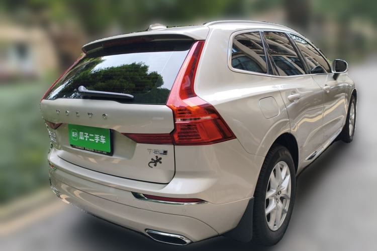 Used Volvo XC60 2021 T5 4x4 Smart Luxury Edition Rear Right 45 Deg