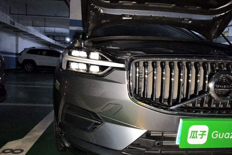 Used Volvo XC60 2021 T5 4x4 Smart Luxury Edition Right Front Headlight