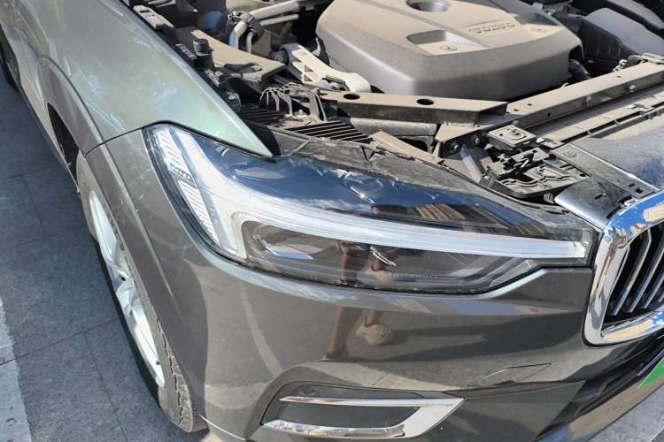 Used Volvo XC60 2021 T5 4x4 Smart Luxury Edition Right Front Headlight