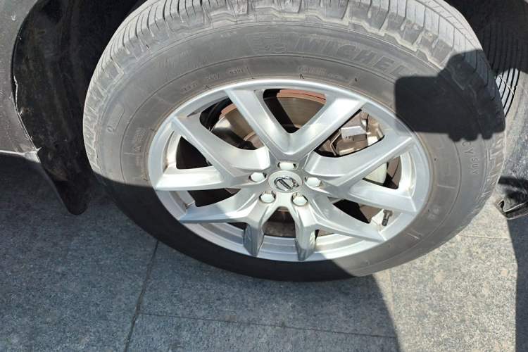 Used Volvo XC60 2021 T5 4x4 Smart Luxury Edition Right Front Wheel Hub