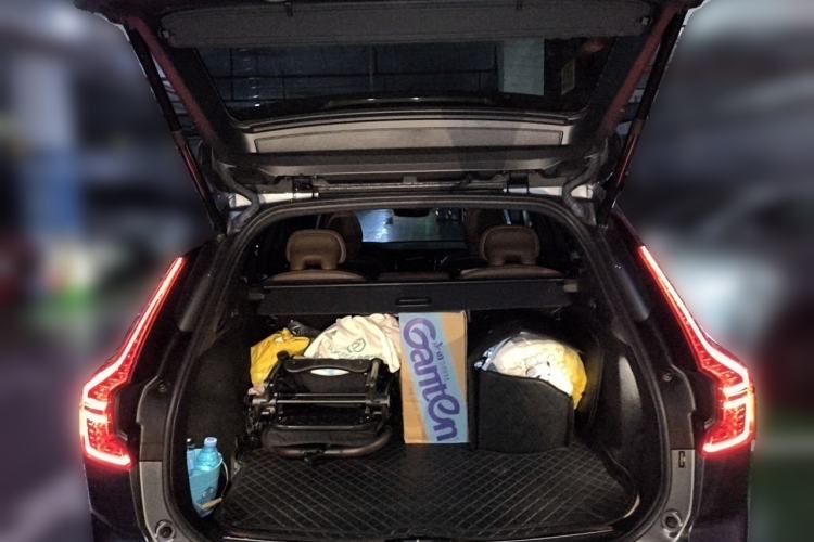 Used Volvo XC60 2021 T5 4x4 Smart Luxury Edition Trunk