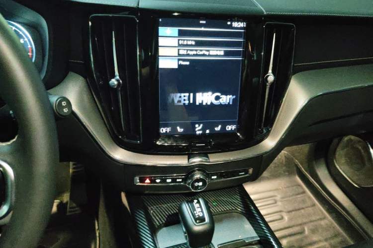 Used Volvo XC60 2021 T5 4x4 Smart & Advanced Sport Edition Audio And AC Panel
