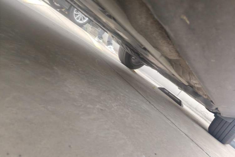 Used Volvo XC60 2021 T5 4x4 Zhiyi Sport Edition Chassis Front Left