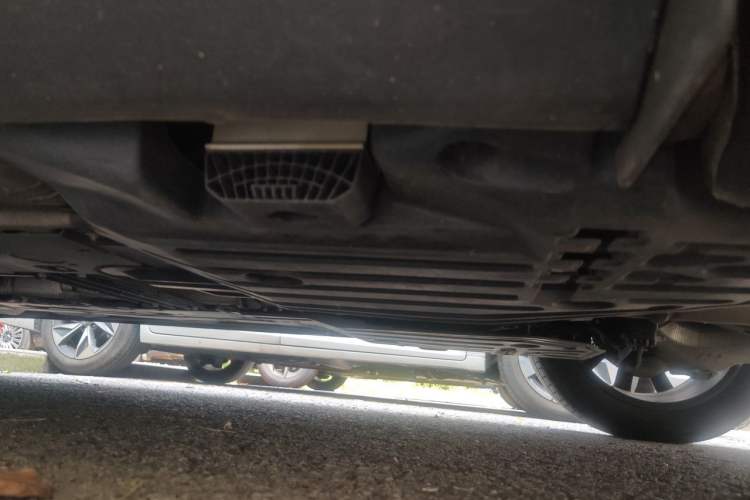 Used Volvo XC60 2021 T5 4x4 Smart Luxury Edition Chassis Rear Left