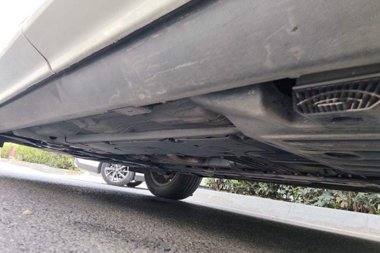 Used Volvo XC60 2021 T5 4x4 Smart Luxury Edition Chassis Rear Left