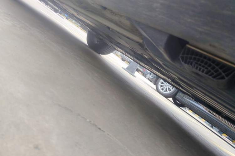 Used Volvo XC60 2021 T5 4x4 Zhiyi Sport Edition Chassis Rear Left
