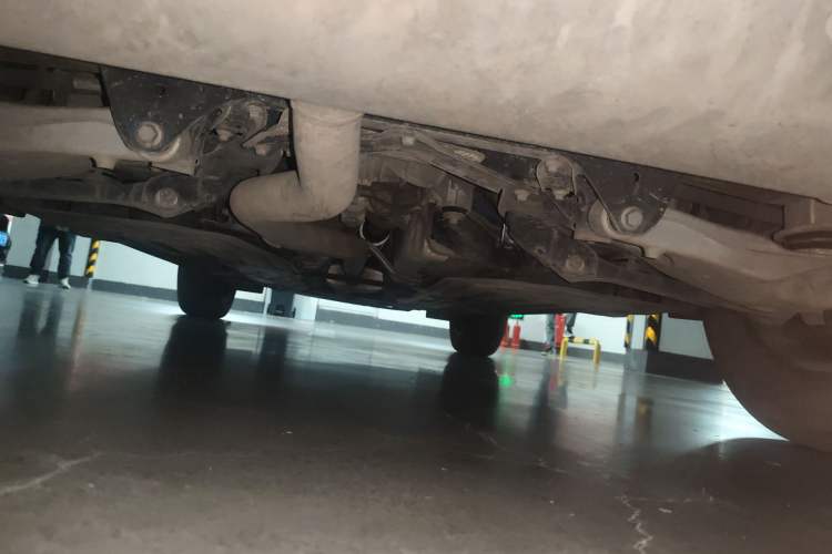 Used Volvo XC60 2021 T5 4x4 Zhiyi Sport Edition Chassis Rear