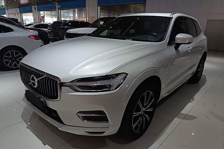 Used Volvo XC60 2021 T5 4x4 Smart Luxury Edition Guazi used car, China used car export, Used car for sale, Used cars, Cheapest cars for sale