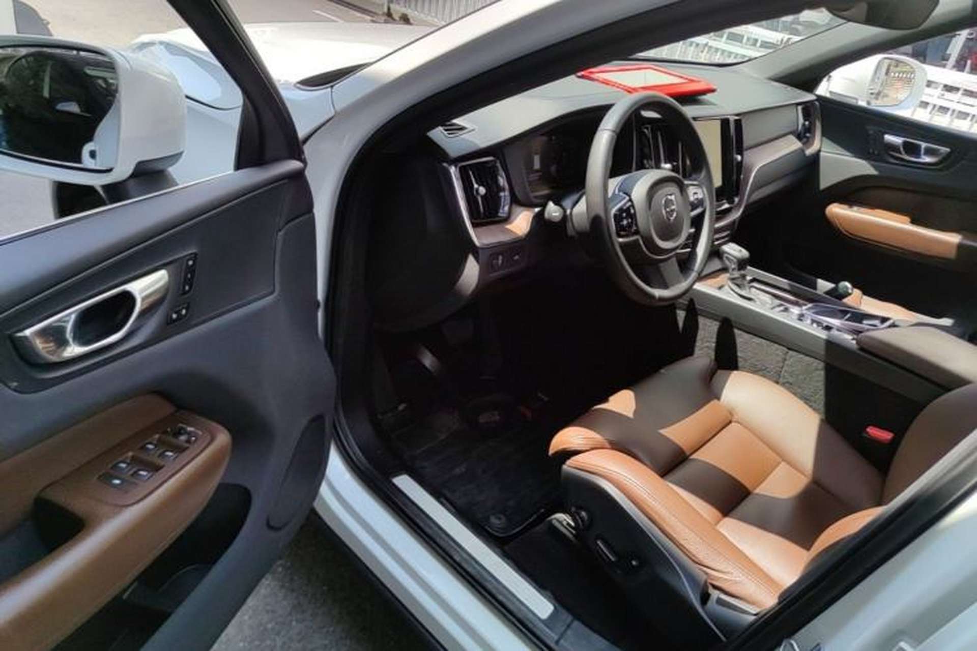 Used Volvo XC60 2021 T5 4x4 Smart Luxury Edition Driver Seat