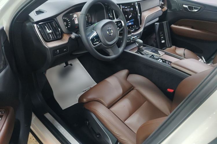 Used Volvo XC60 2021 T5 4x4 Zhiya Luxury Edition Driver Seat