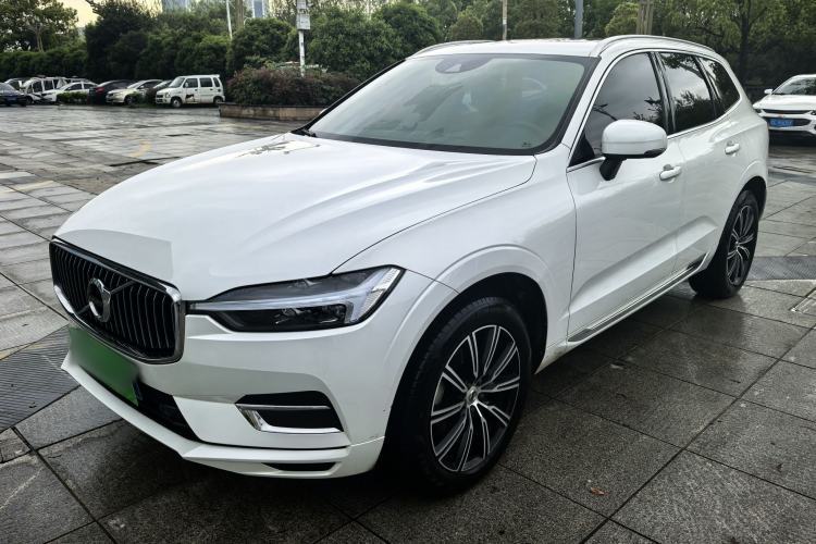Used Volvo XC60 2021 T5 4x4 Smart Luxury Edition Guazi used car, China used car export, Used car for sale, Used Volvo cars, Cheapest cars for sale