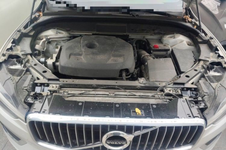 Used Volvo XC60 2021 T5 4x4 Smart Luxury Edition Engine Bay