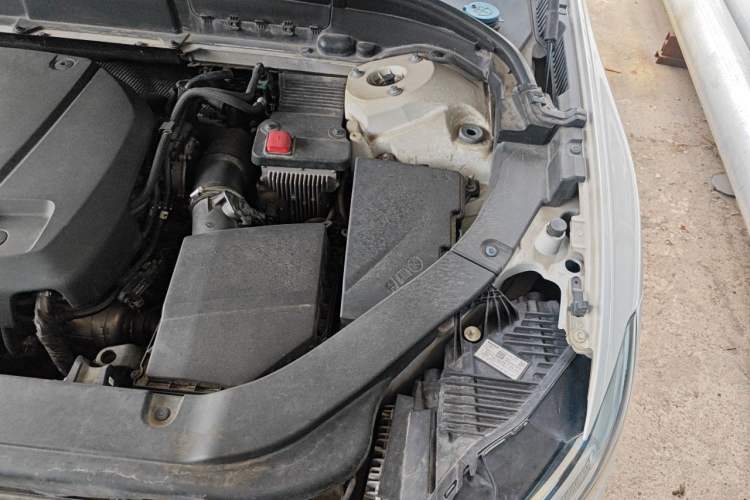 Used Volvo XC60 2021 T5 4x4 Smart & Advanced Sport Edition Engine Bay Left