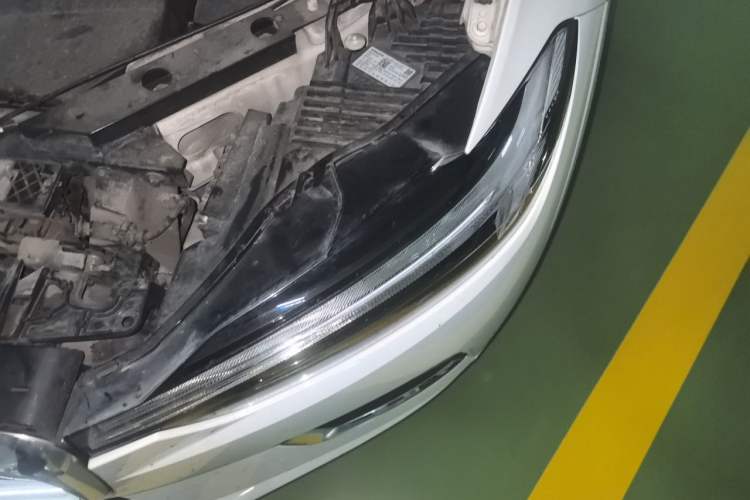 Used Volvo XC60 2021 T5 4x4 Smart Luxury Edition Engine Bay Left