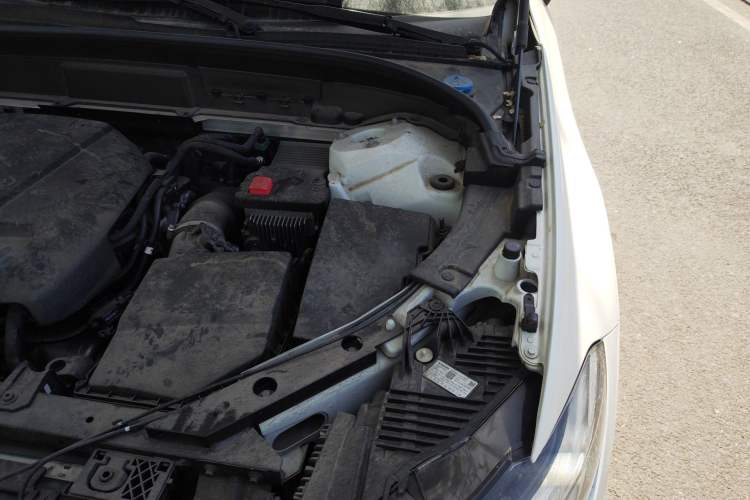 Used Volvo XC60 2021 T5 4x4 Smart Luxury Edition Engine Bay Left