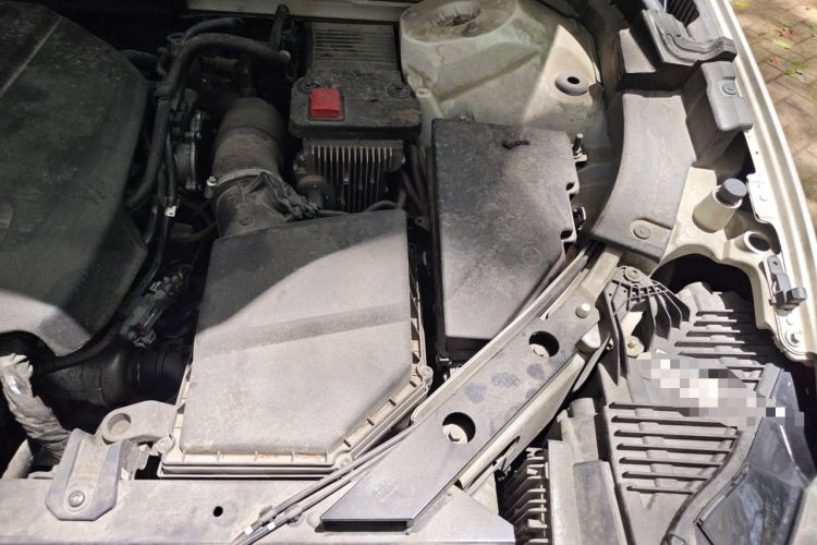 Used Volvo XC60 2021 T5 4x4 Smart Luxury Edition Engine Bay Left